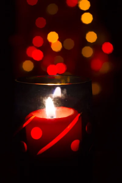 Bokeh mooi licht en geur kaars in de duisternis — Stockfoto