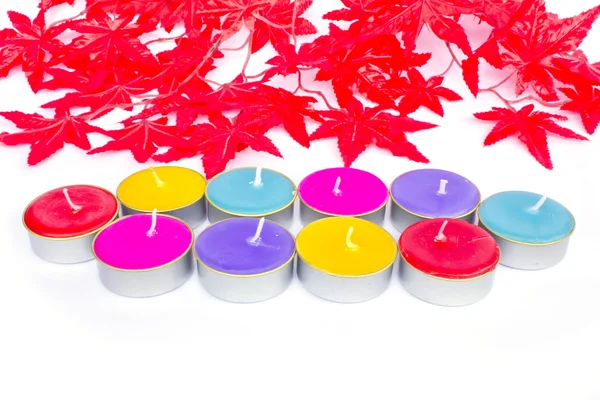 Decoración de Navidad colorida con diferentes velas en el backgrou — Foto de Stock