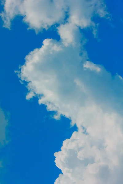 Blue sky with white clouds. — Stock Photo, Image