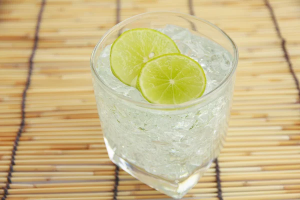 Glass of water with lemon and mint - Stock Image — Stock Photo, Image