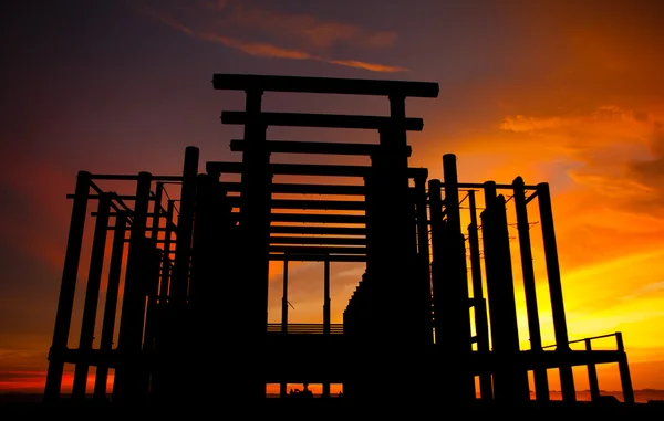 Archivbild - Silhouette einer Baustelle — Stockfoto