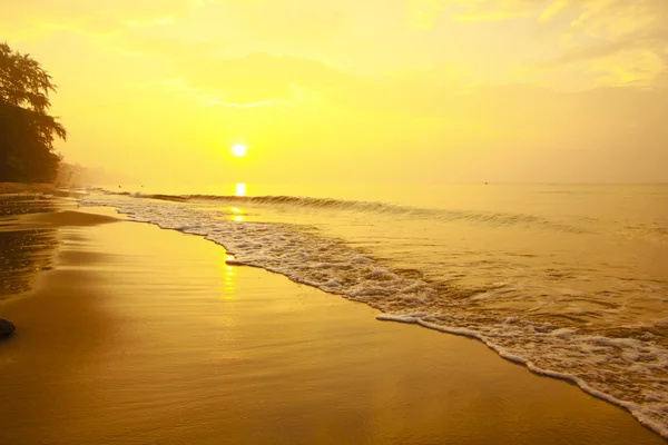 Archivbild schöner Sonnenuntergang im Meer. Thailand — Stockfoto