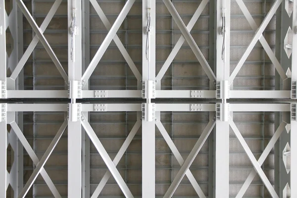 Stock Photo Under Side of A Concrete Bridge, Supported With hydraulic support — Stock Photo, Image