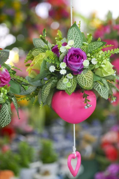 Stock Photo Hanging basket of flowers — Stock Photo, Image