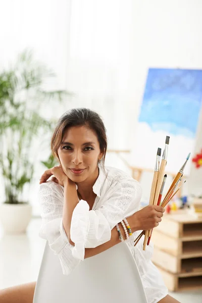 Creative female artist — Stock Photo, Image