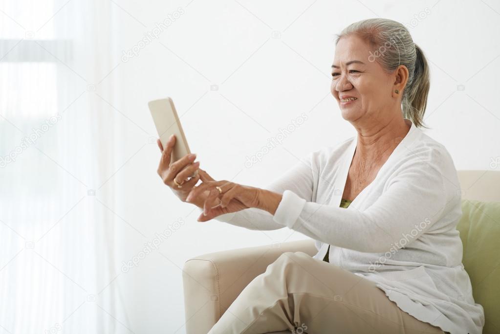 woman making selfie