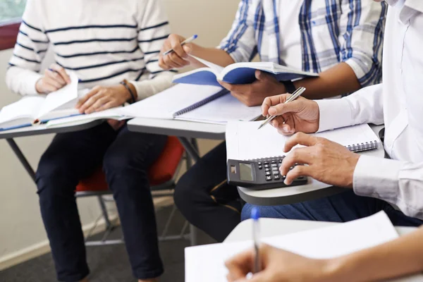 Not alan öğrenciler 