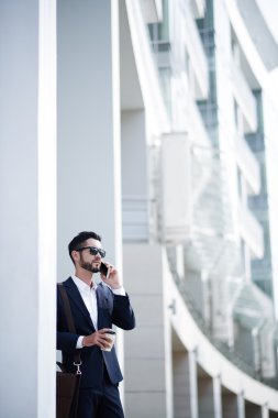 Evet genç zarif işadamı