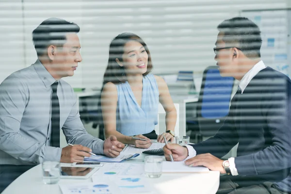 Girişimciler iş sorunları tartışıyor