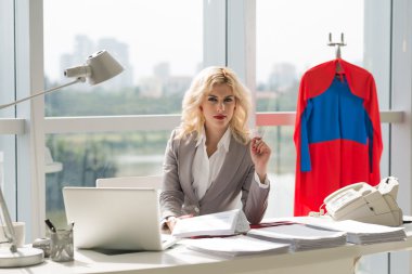 başarılı iş kadını