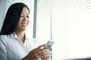 iş kadın kısa mesaj okuma