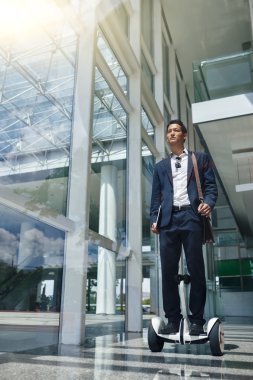 Segway genç uzmanı