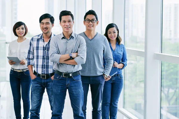 Equipe de negócios bem sucedida — Fotografia de Stock