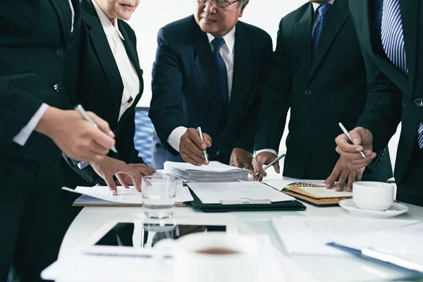 Lawyers working with contracts and agreements — Stock Photo, Image