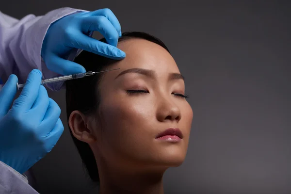 Woman having beauty treatment — Stock Photo, Image