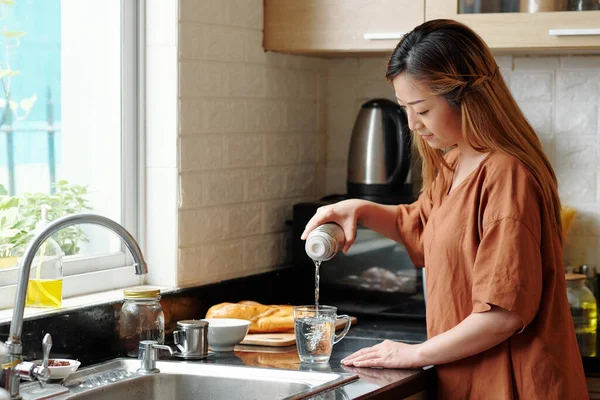 Woman Drinking Hot Water — Stock Photo, Image