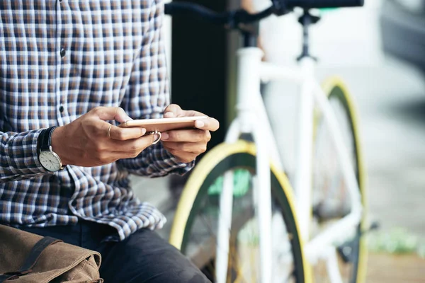 Man Using Popular App — Stock fotografie