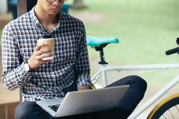 Programador de relance no parque — Fotografia de Stock