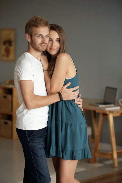 Smiling Couple in Love Hugging — Stock Photo, Image