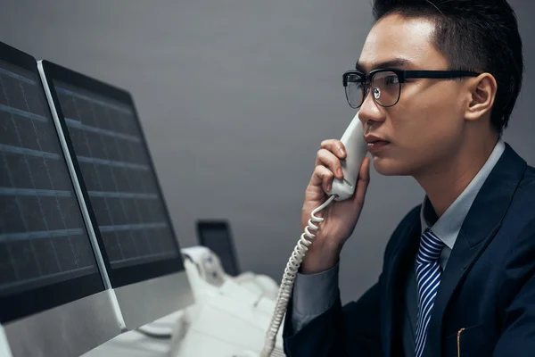 Vietnamees voorraad handelaar — Stockfoto