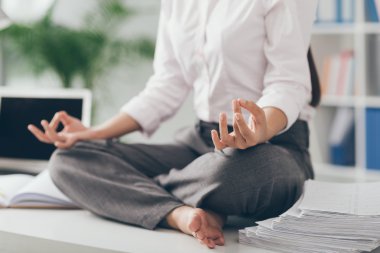 pratik Yoga ofis