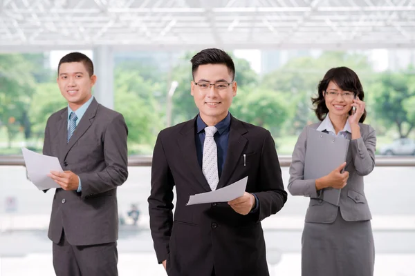 Equipo de negocios exitoso — Foto de Stock