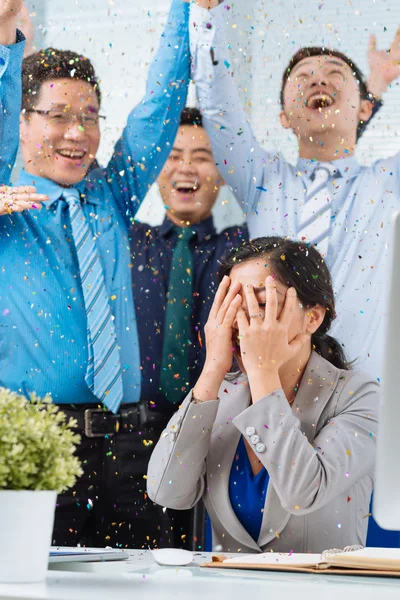 Business people shower confetti — Stock Photo, Image