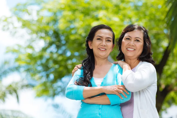 Attractive senior Vietnamese women — Stock Photo, Image