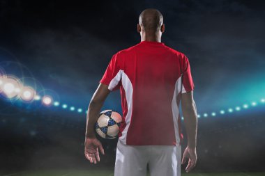 Bir top ile profesyonel futbolcu