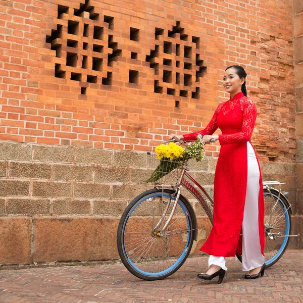 Vietnamesisk kvinna — Stockfoto