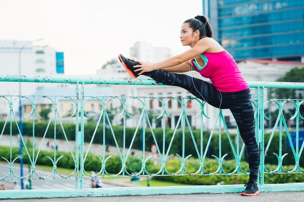 Sport young woman — Stock Photo, Image