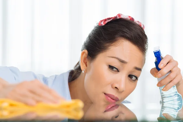 Cleaning table — Stock Photo, Image