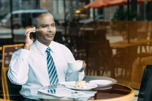 Hombre de negocios serio — Foto de Stock