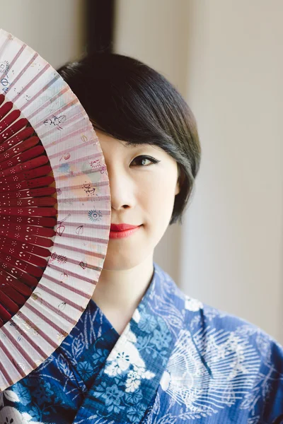 Young Japanese woman — Stock Photo, Image