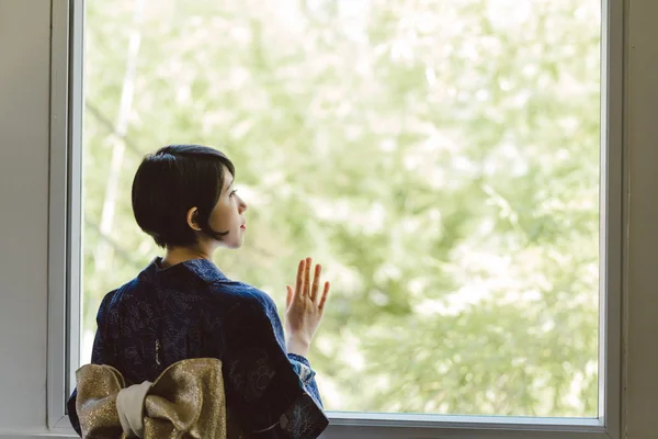 Osamělý japonská žena — Stock fotografie