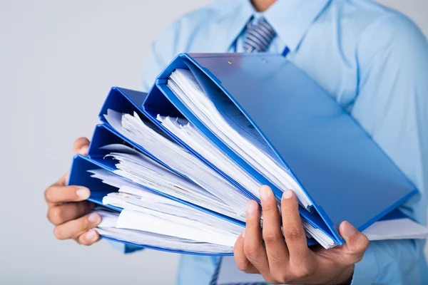 Bağlayıcı yığını holding eller