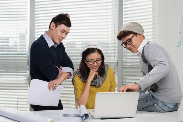Team of architects working together — Stock Photo, Image