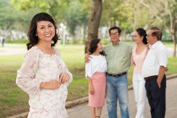 Mooie volwassen vrouw — Stockfoto