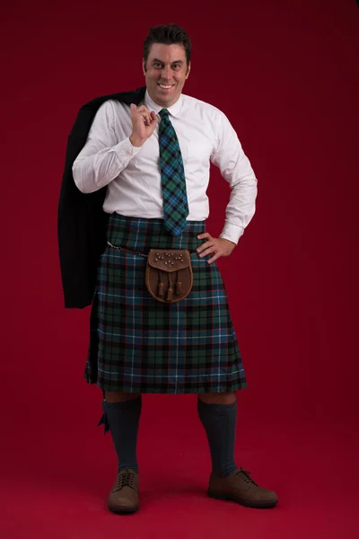 Uomo che indossa kilt tradizionale — Foto Stock