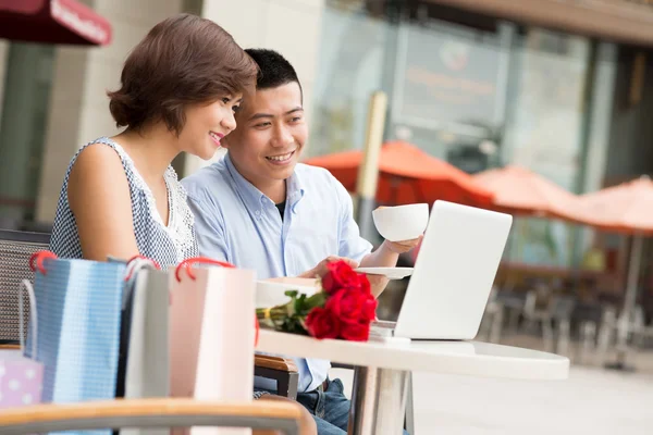 Concepto de citas y tecnología — Foto de Stock