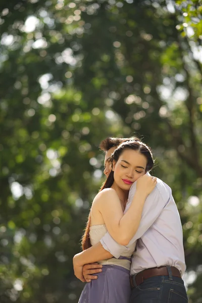 Asiática pareja en amor —  Fotos de Stock