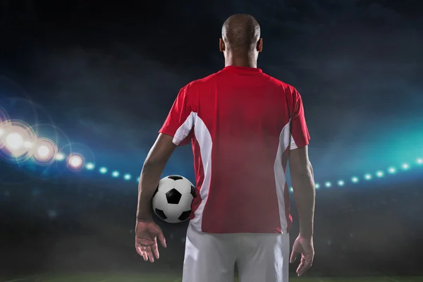 Jugador con pelota de fútbol — Foto de Stock