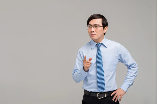 Ázsiai üzletember, miután ötlet — Stock Fotó