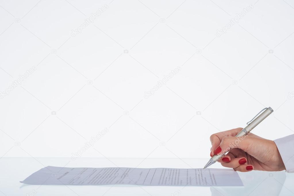 hand signing contract