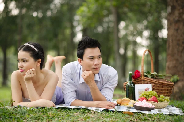 Pareja no hablando después de la pelea — Foto de Stock