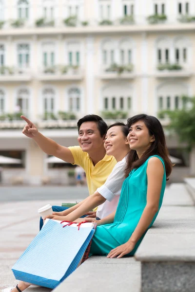 Asiática familia compras — Foto de Stock