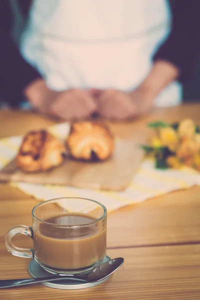 Cup of coffee on the table — Stock Photo, Image