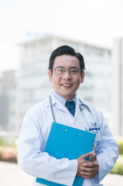 Deneyimli Asya Uygulayıcı