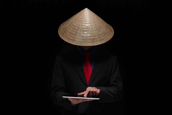 Man in Vietnamese conische hoed — Stockfoto