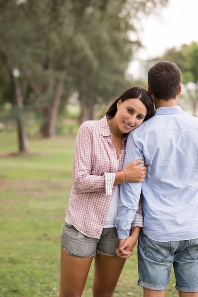 Woman holding hand of her boyfriend — Stock Photo, Image